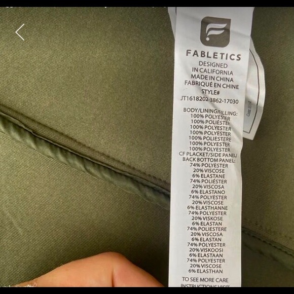 ALL SOLD - Fabletics “Puffer Jackets” Army Green - Picture 11 of 11